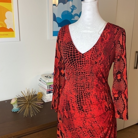 ANNE KLEIN Red snake medi long sleeve dress - Picture 5 of 7